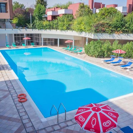 Hotel Residence Holiday Sirmione Exterior foto