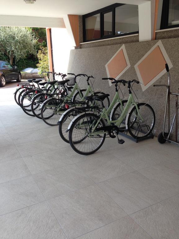 Hotel Residence Holiday Sirmione Exterior foto