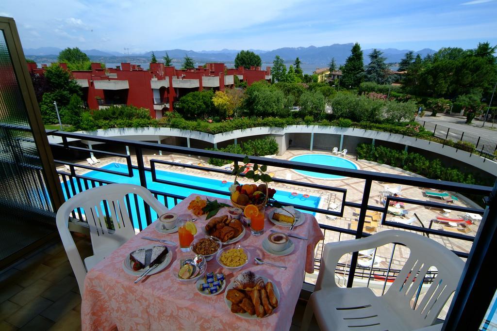 Hotel Residence Holiday Sirmione Exterior foto